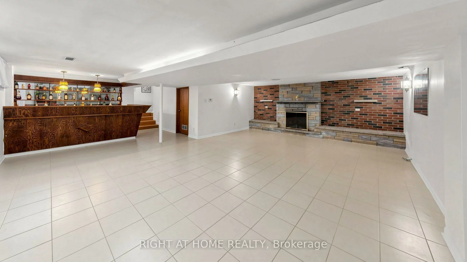 20, Torrens, Broadview North, Toronto