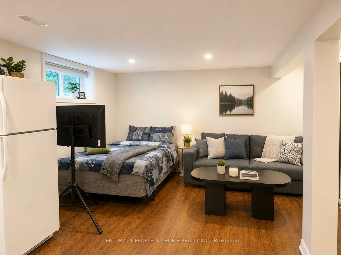 5, Mid Pines, Woburn, Toronto