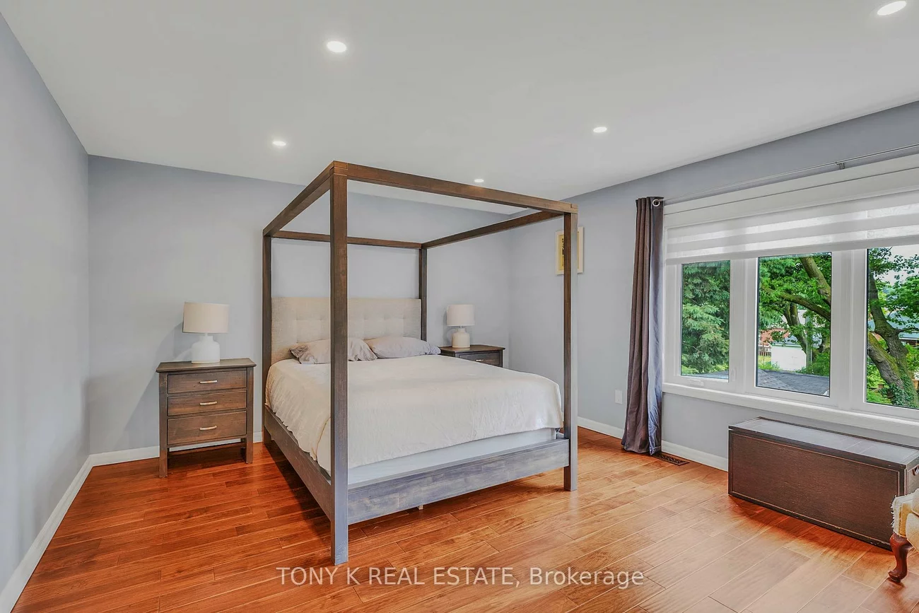 111, Eastwood, Birchcliffe-Cliffside, Toronto