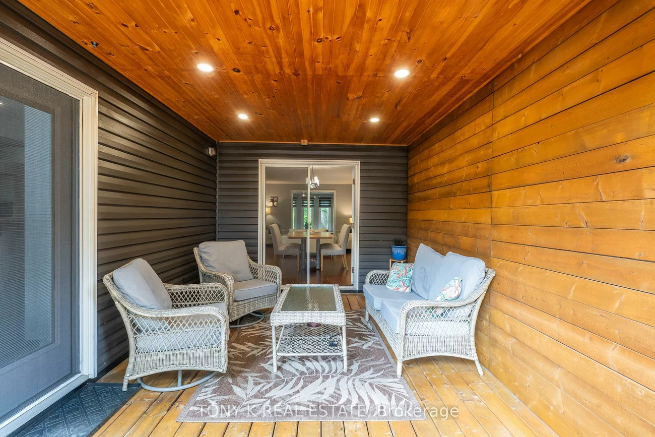 111, Eastwood, Birchcliffe-Cliffside, Toronto
