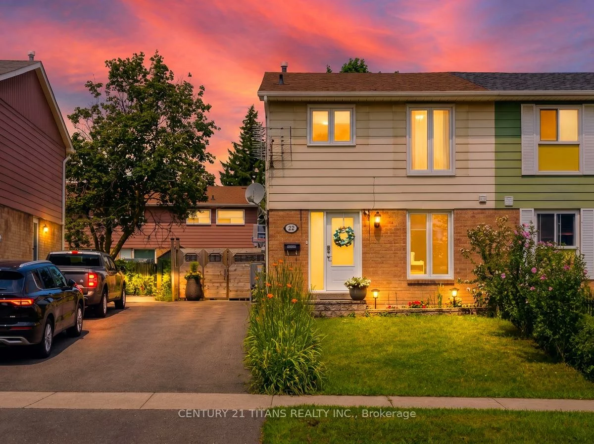 22, Whiteleas, Malvern, Toronto