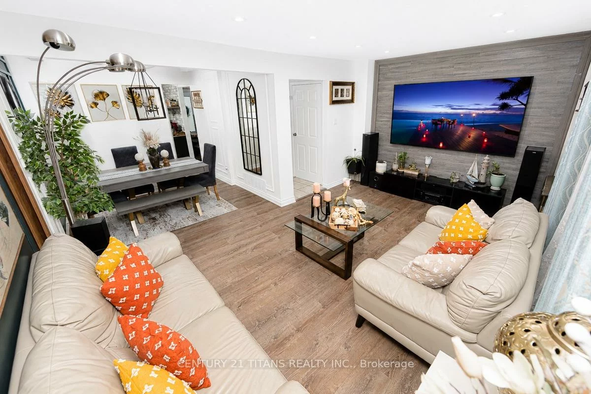 22, Whiteleas, Malvern, Toronto