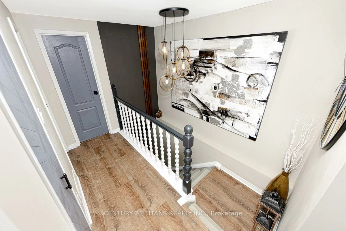 22, Whiteleas, Malvern, Toronto