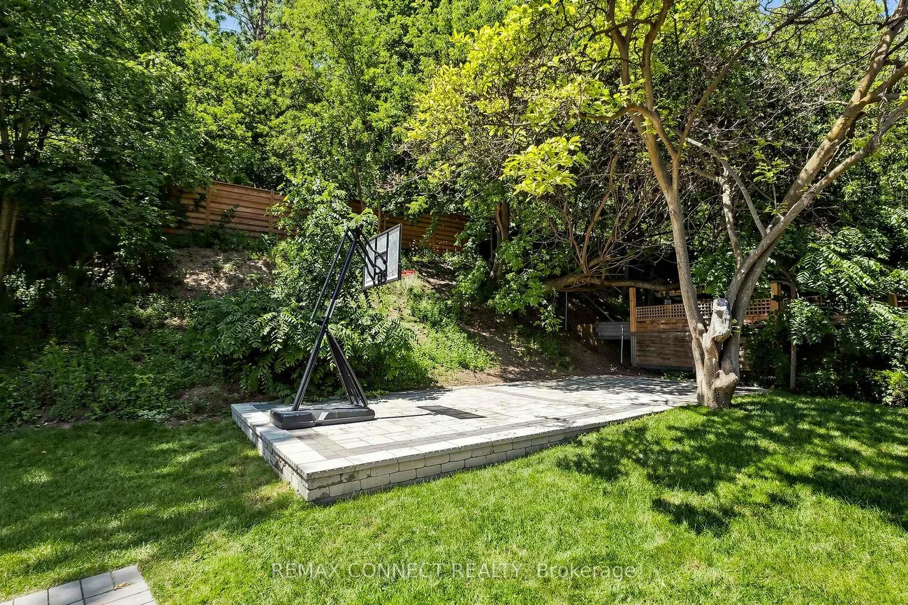 10, Catalina, Scarborough Village, Toronto