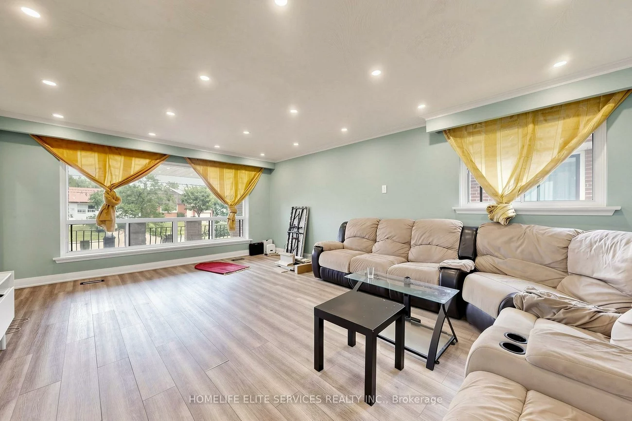 76, Gooderham, Wexford-Maryvale, Toronto
