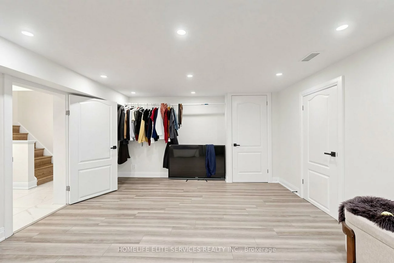 76, Gooderham, Wexford-Maryvale, Toronto