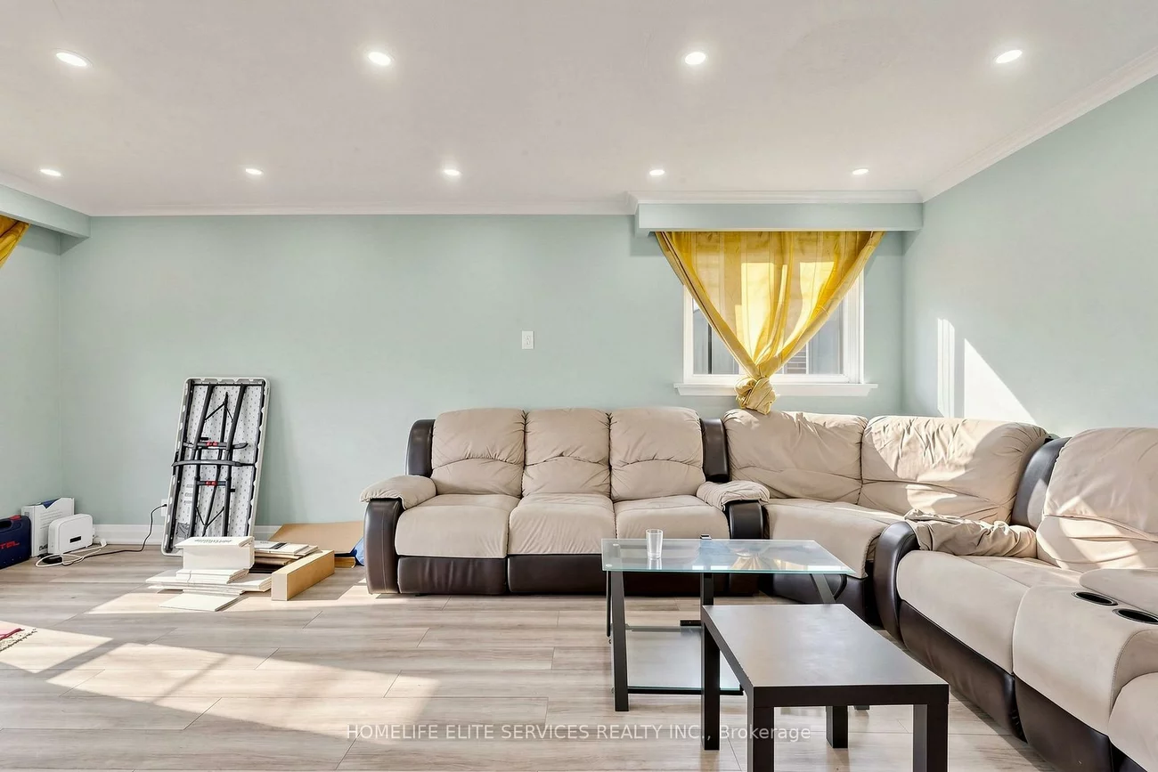 76, Gooderham, Wexford-Maryvale, Toronto