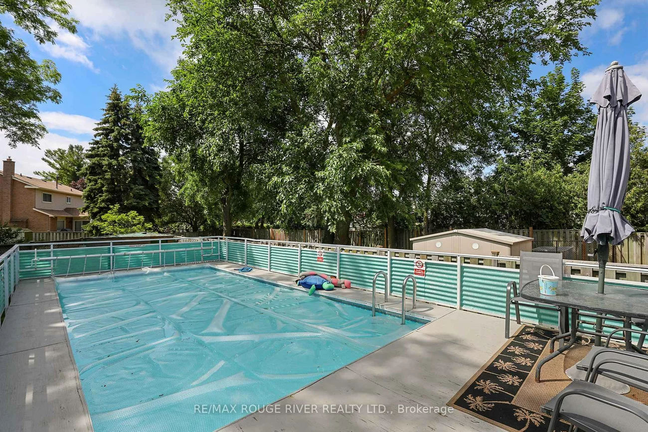 11, Canmore, Highland Creek, Toronto