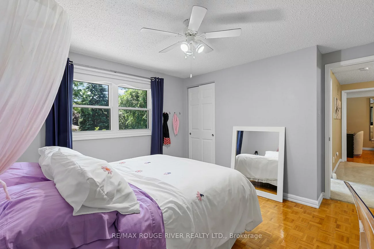 11, Canmore, Highland Creek, Toronto