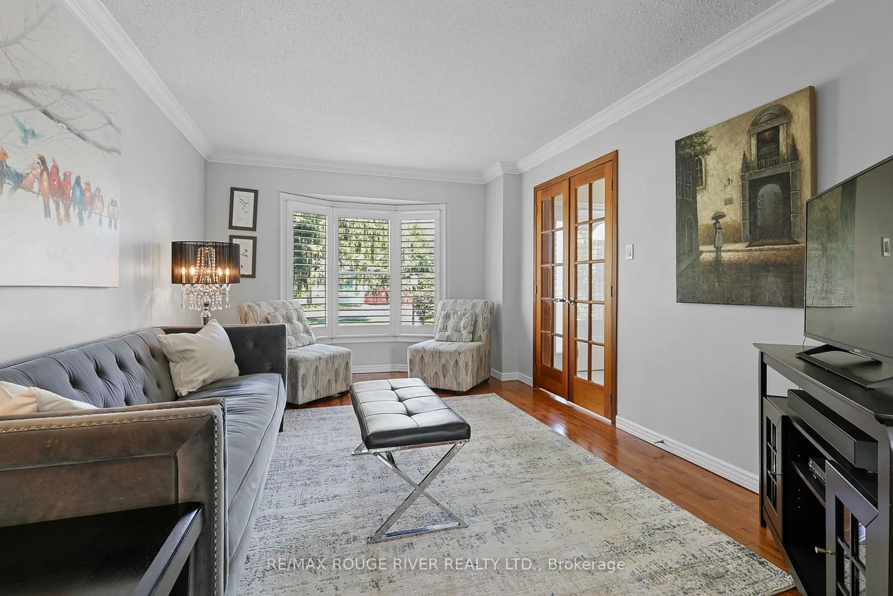 11, Canmore, Highland Creek, Toronto