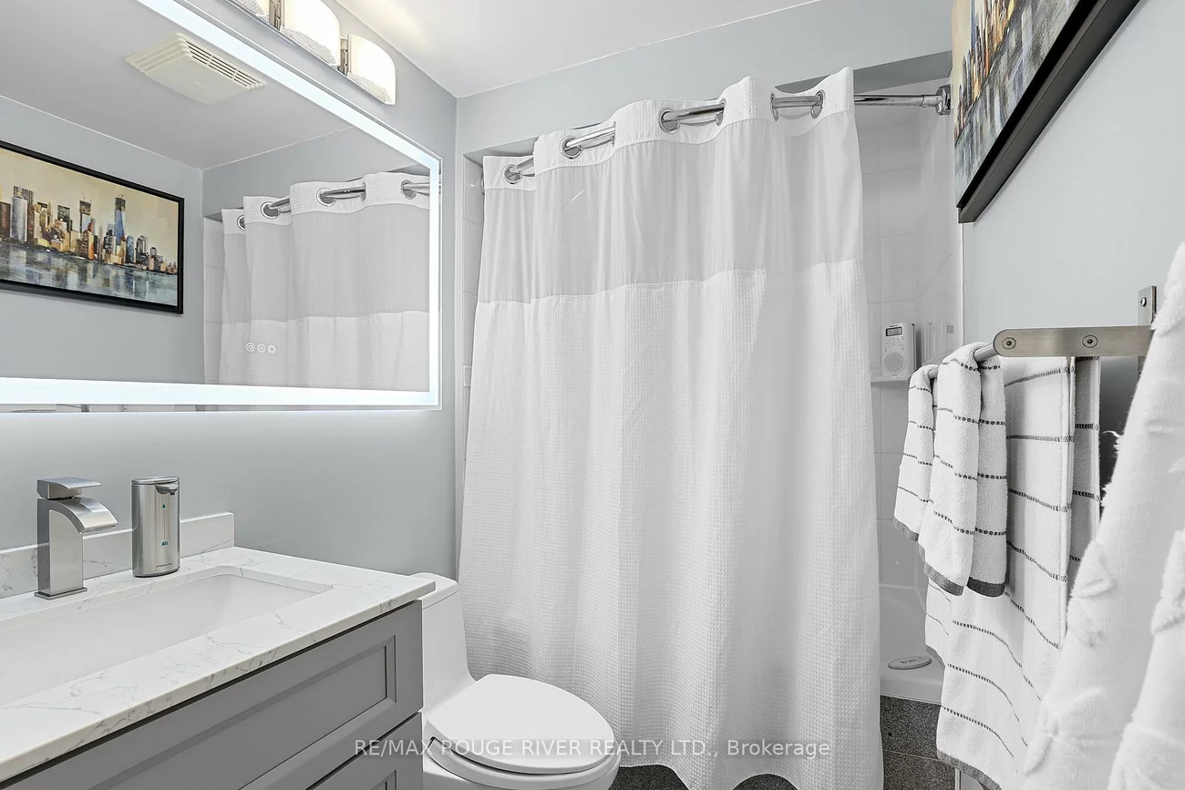 11, Canmore, Highland Creek, Toronto