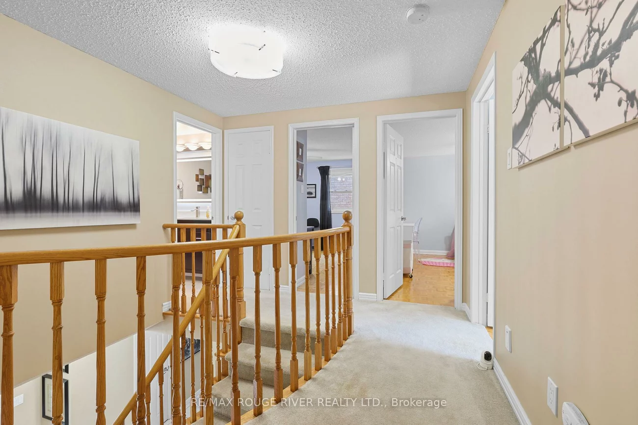 11, Canmore, Highland Creek, Toronto