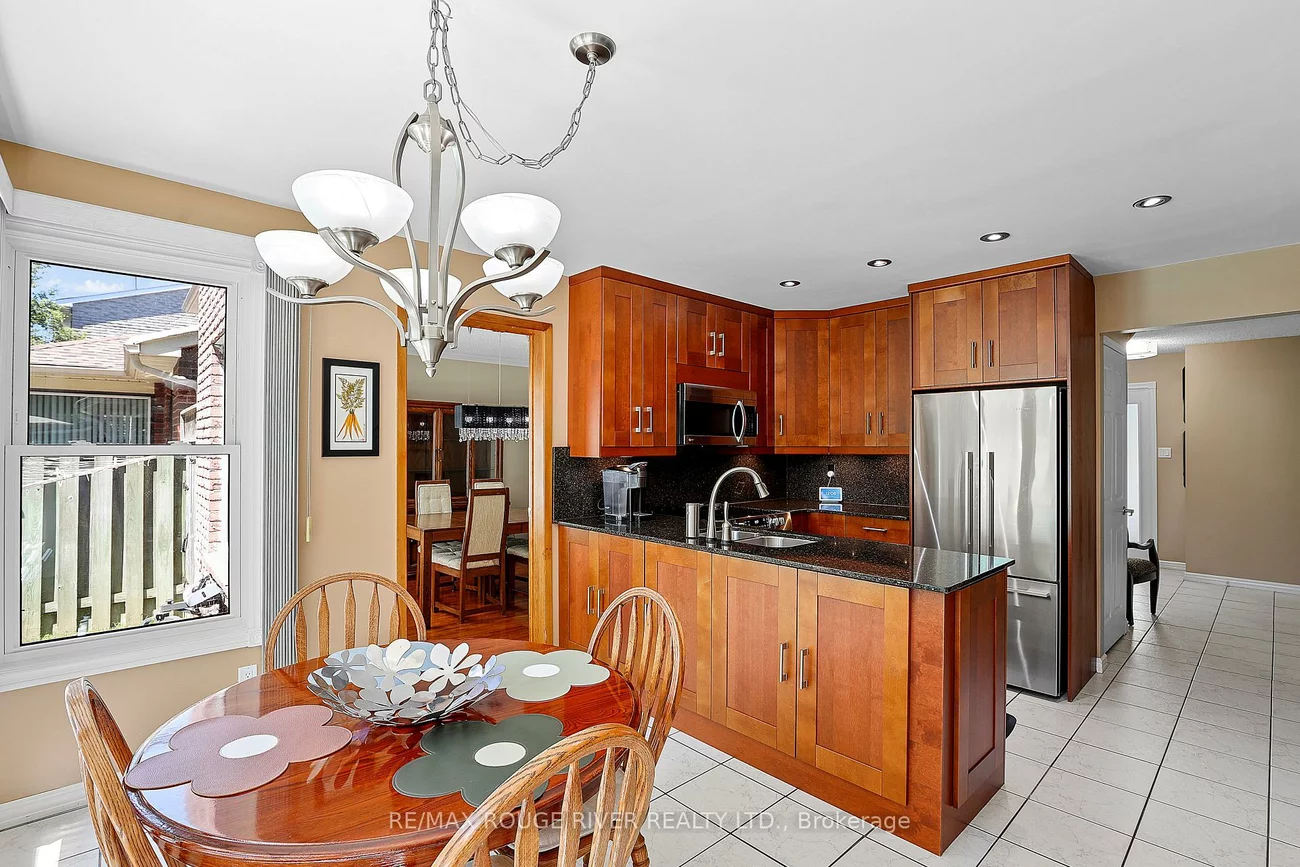 11, Canmore, Highland Creek, Toronto