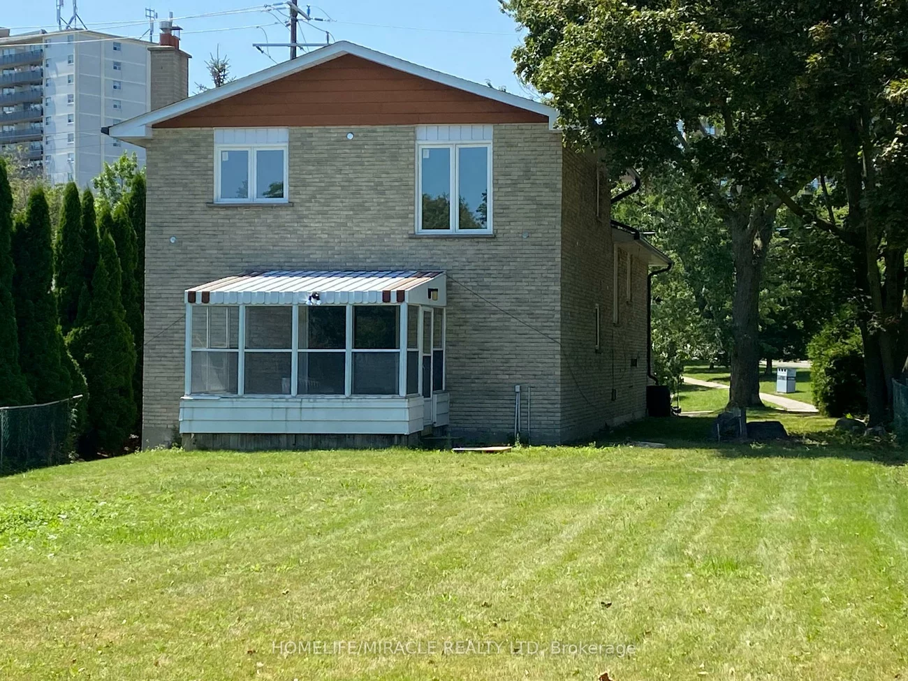 289, Livingston, Guildwood, Toronto