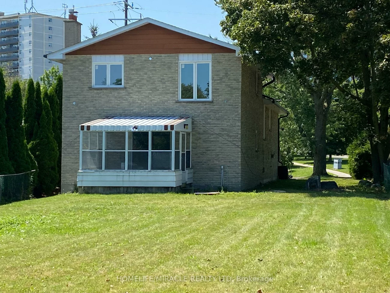289, Livingston, Guildwood, Toronto