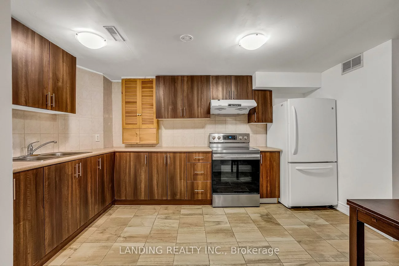 6, Dartmoor, Morningside, Toronto
