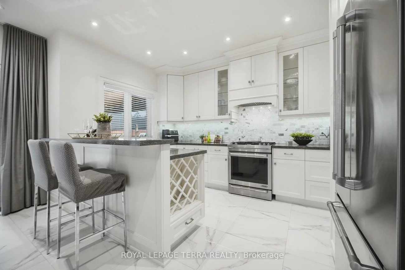 27, Minford, Wexford-Maryvale, Toronto