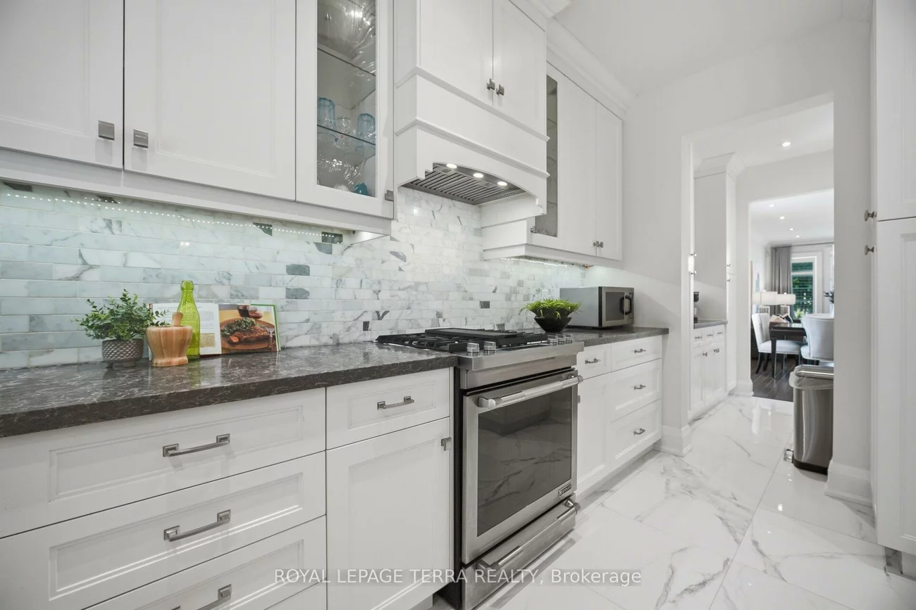 27, Minford, Wexford-Maryvale, Toronto
