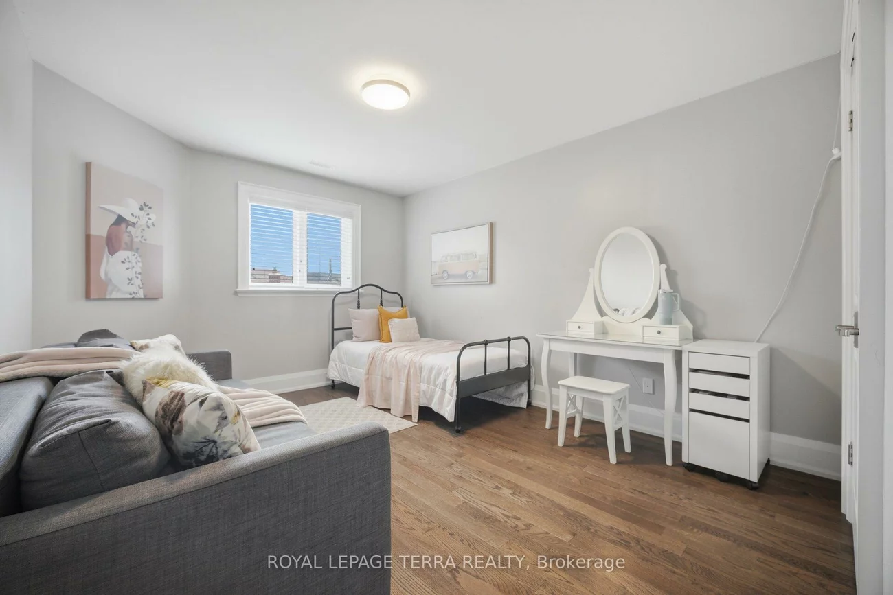 27, Minford, Wexford-Maryvale, Toronto
