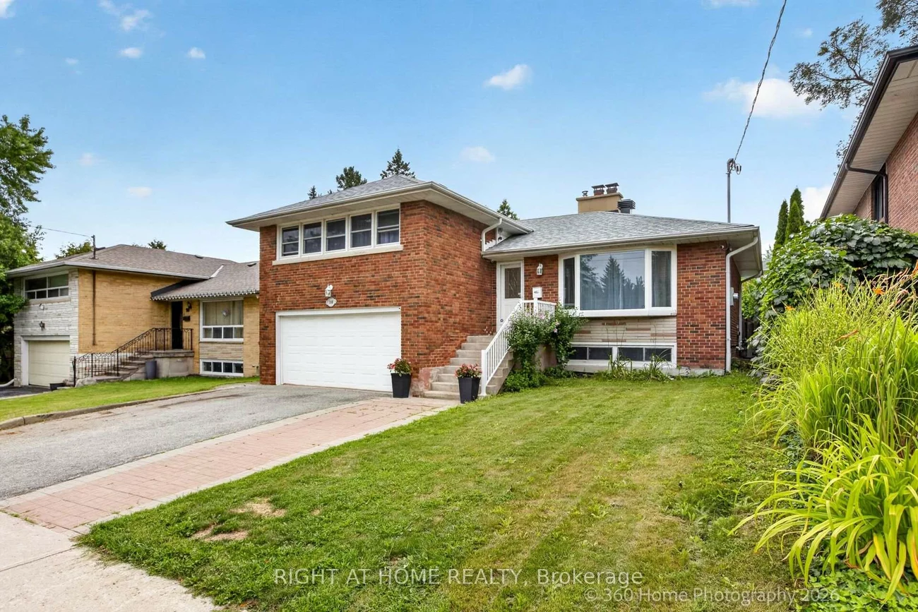 100, Perivale, Bendale, Toronto