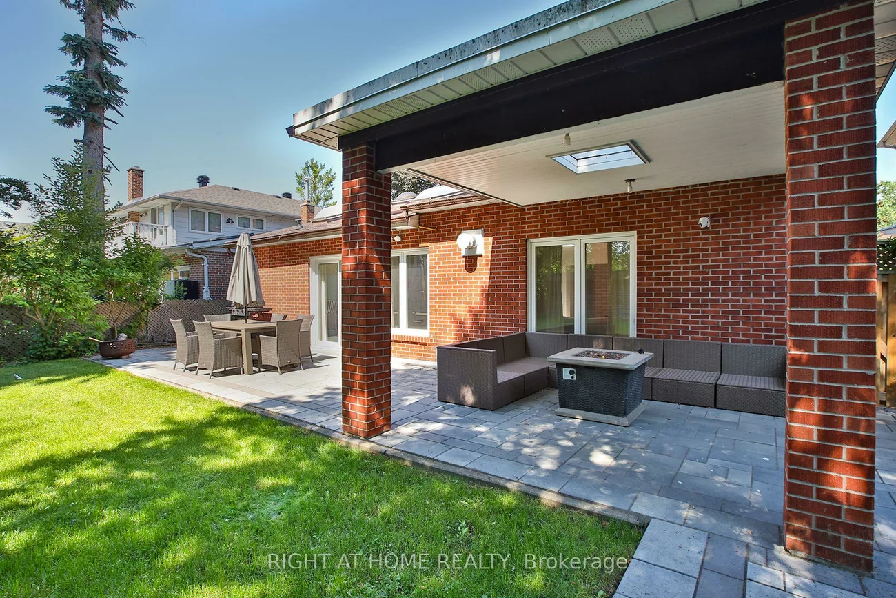 34, Scarcliff, Guildwood, Toronto