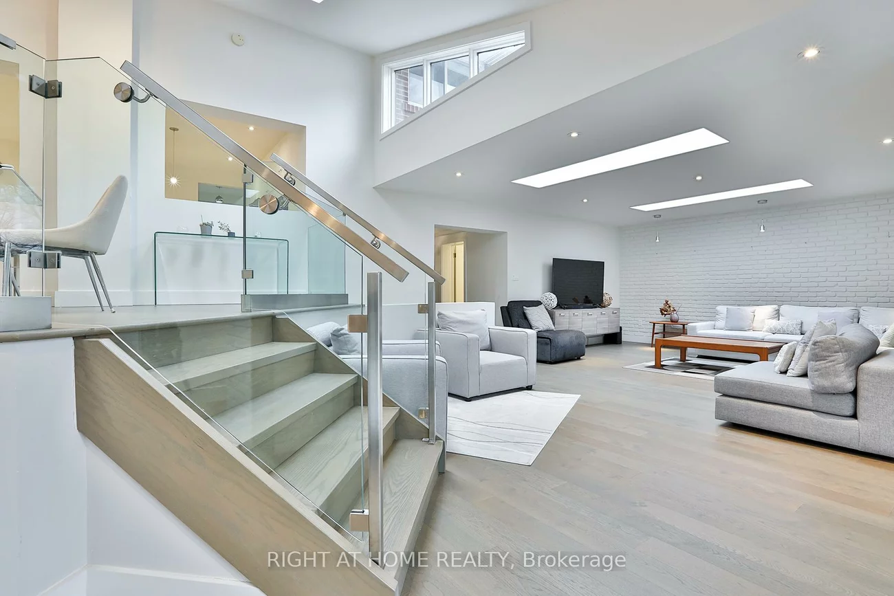 34, Scarcliff, Guildwood, Toronto