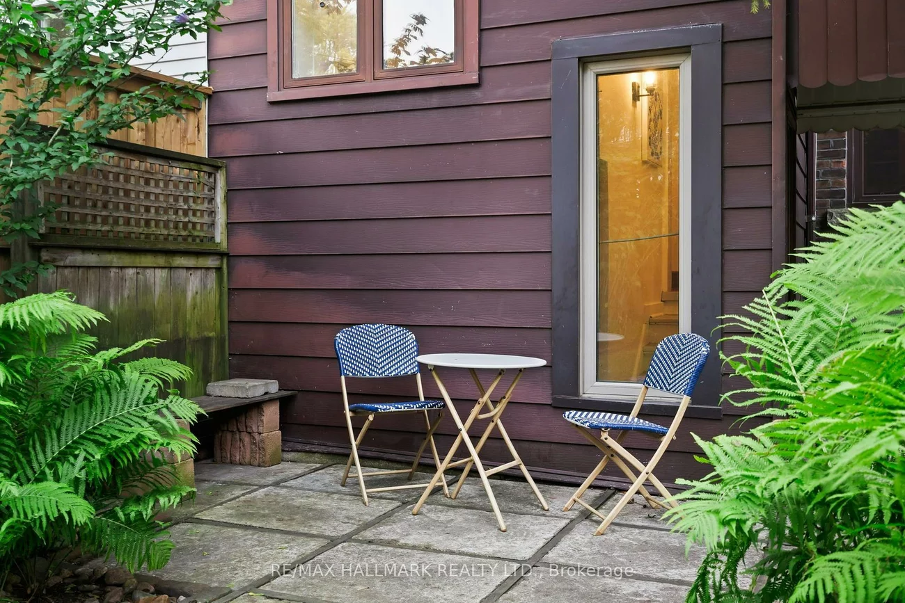 159, Gillard, Greenwood-Coxwell, Toronto
