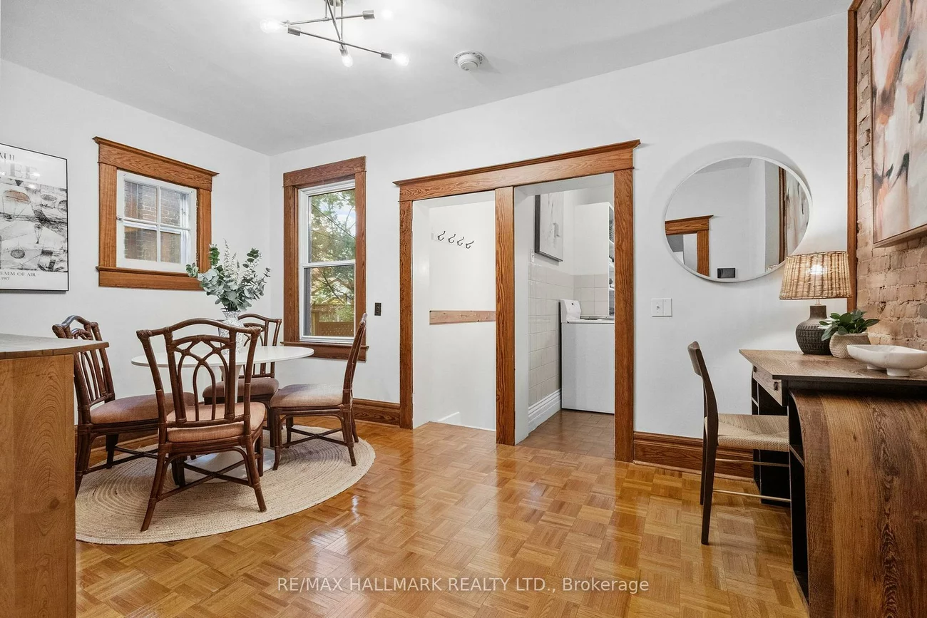 159, Gillard, Greenwood-Coxwell, Toronto