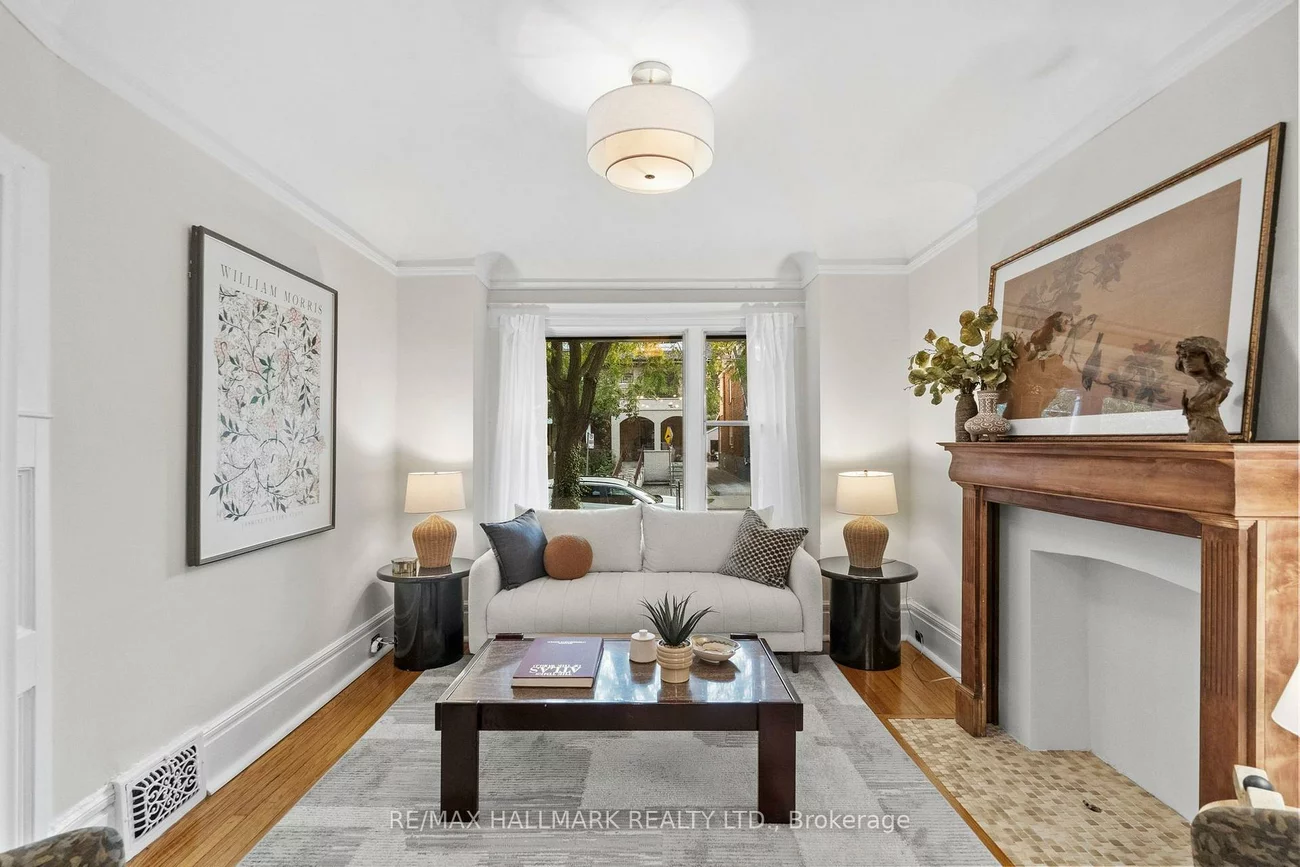 159, Gillard, Greenwood-Coxwell, Toronto