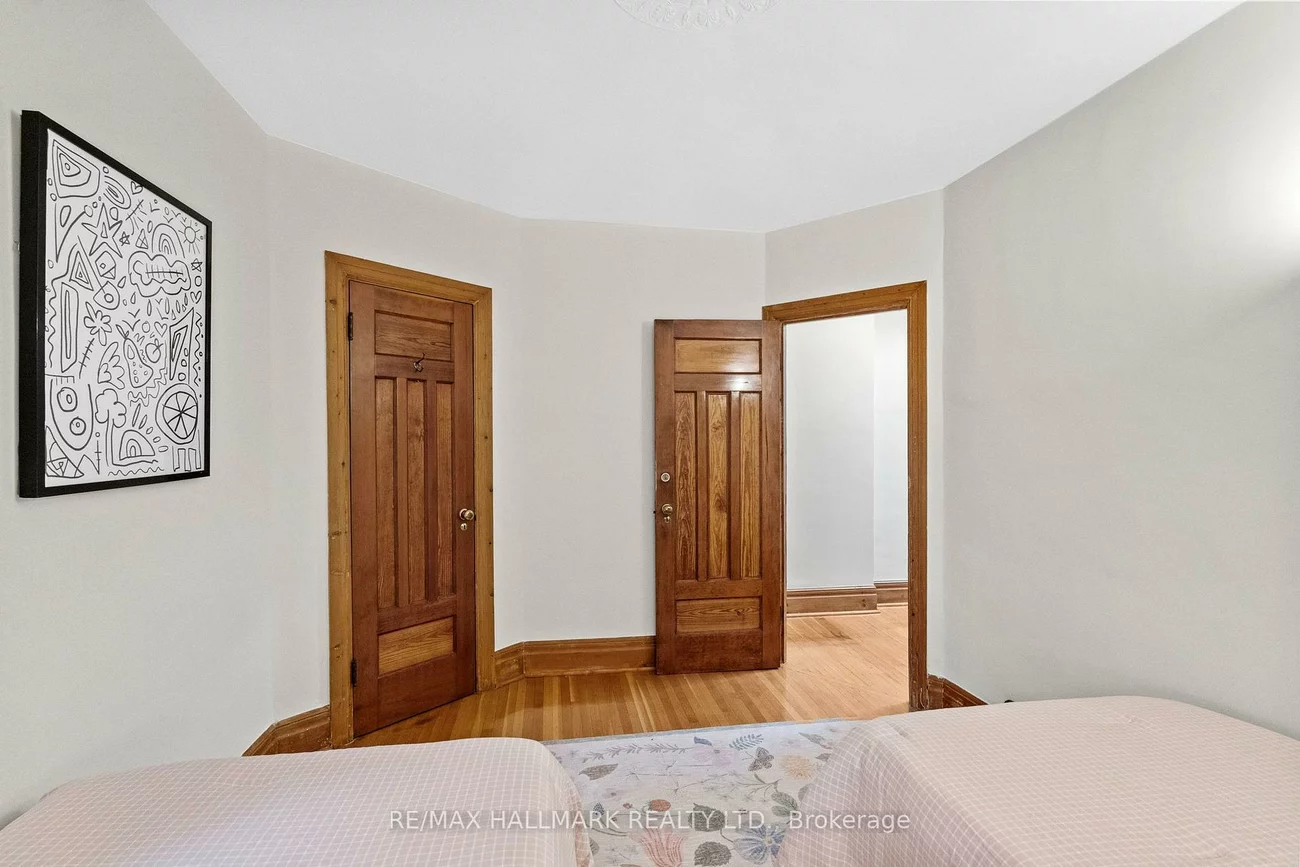 159, Gillard, Greenwood-Coxwell, Toronto