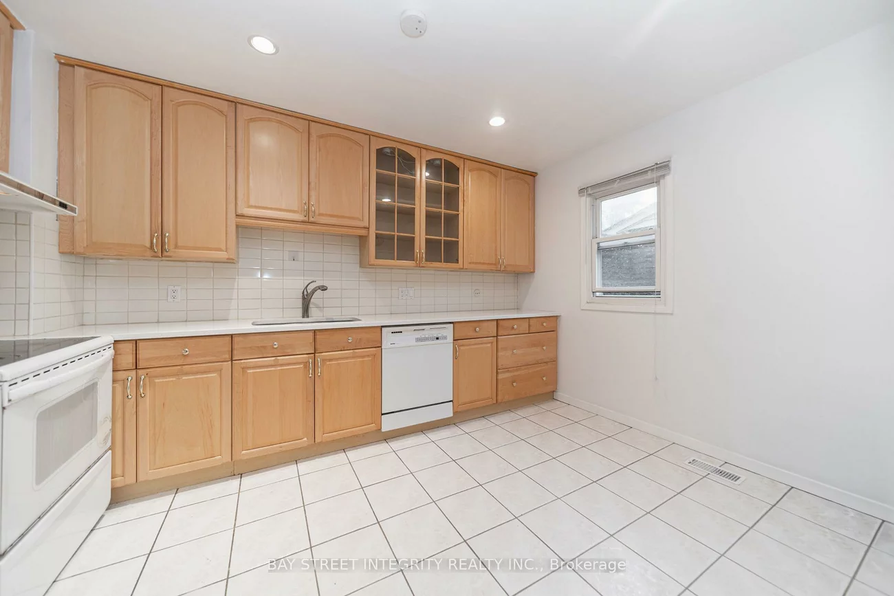 6, Sandy Haven, Steeles, Toronto