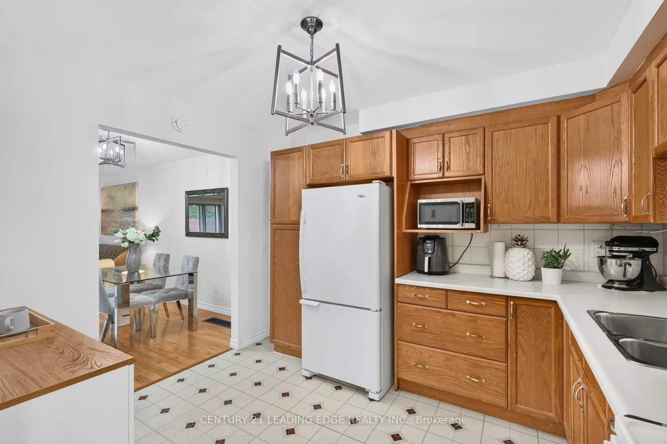 58, Valdor, Agincourt North, Toronto