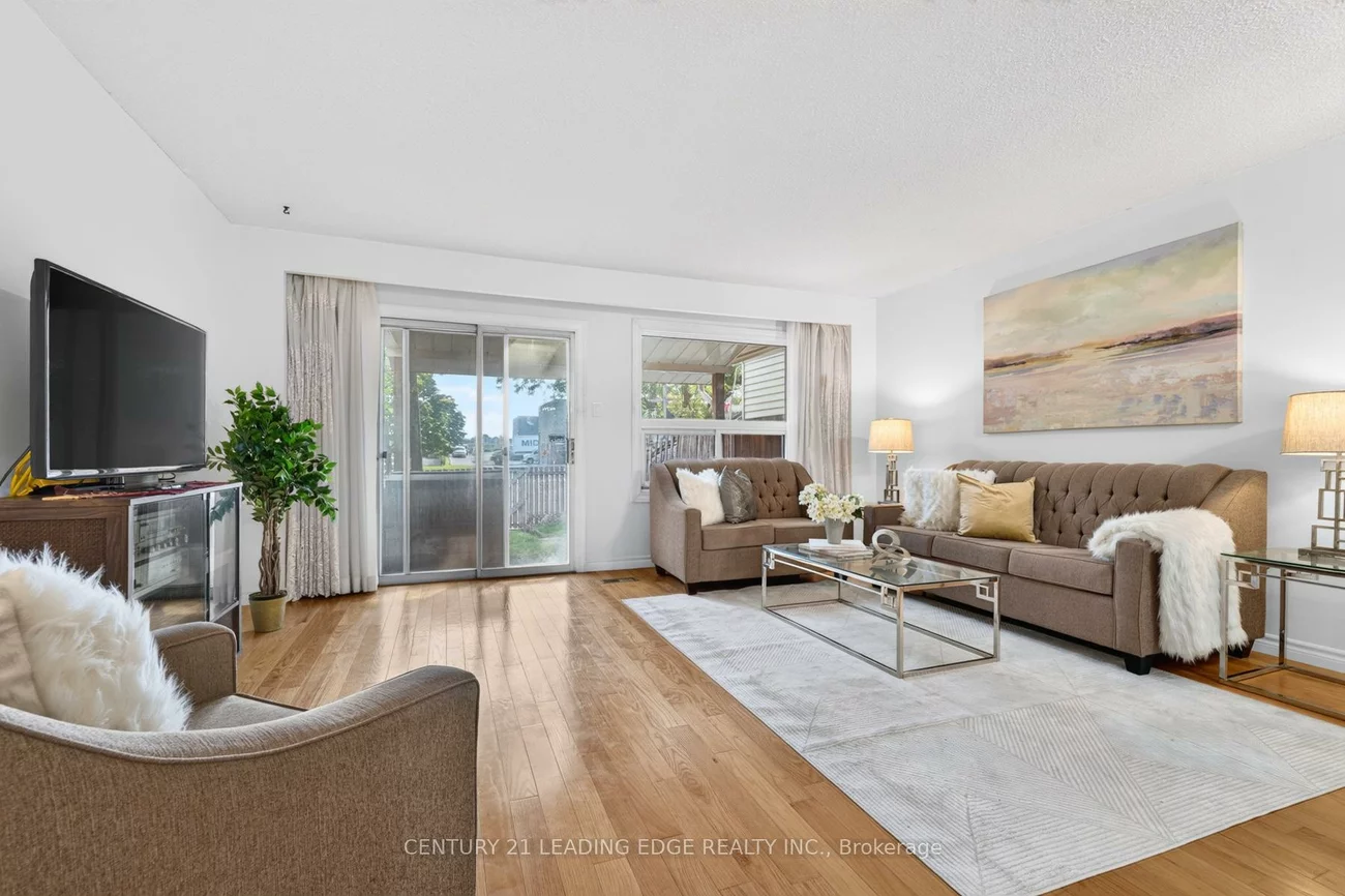 58, Valdor, Agincourt North, Toronto