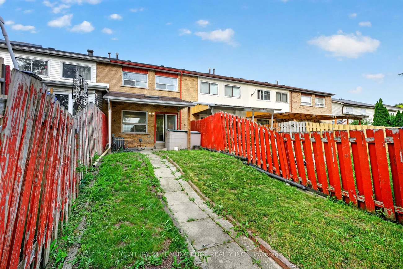 58, Valdor, Agincourt North, Toronto