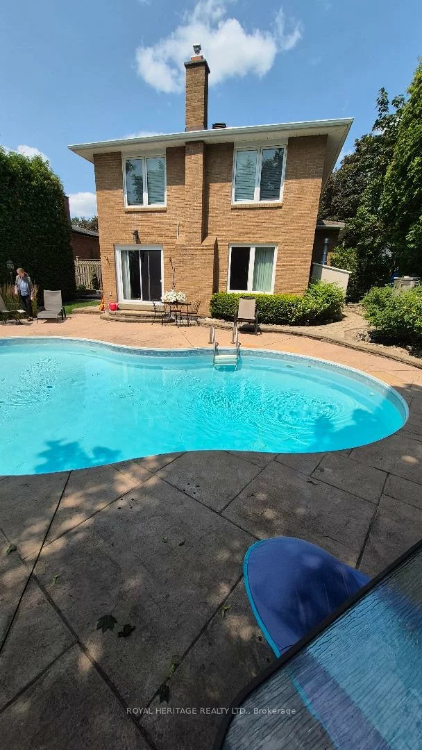 35, Langevin, Centennial Scarborough, Toronto