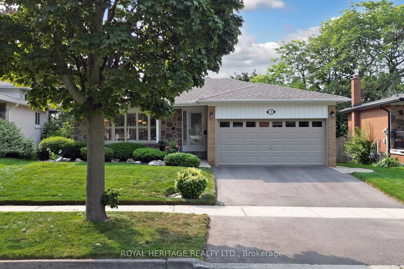35, Langevin, Centennial Scarborough, Toronto