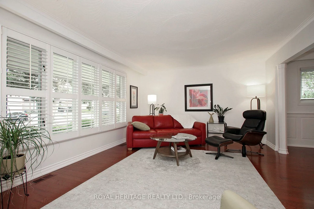35, Langevin, Centennial Scarborough, Toronto