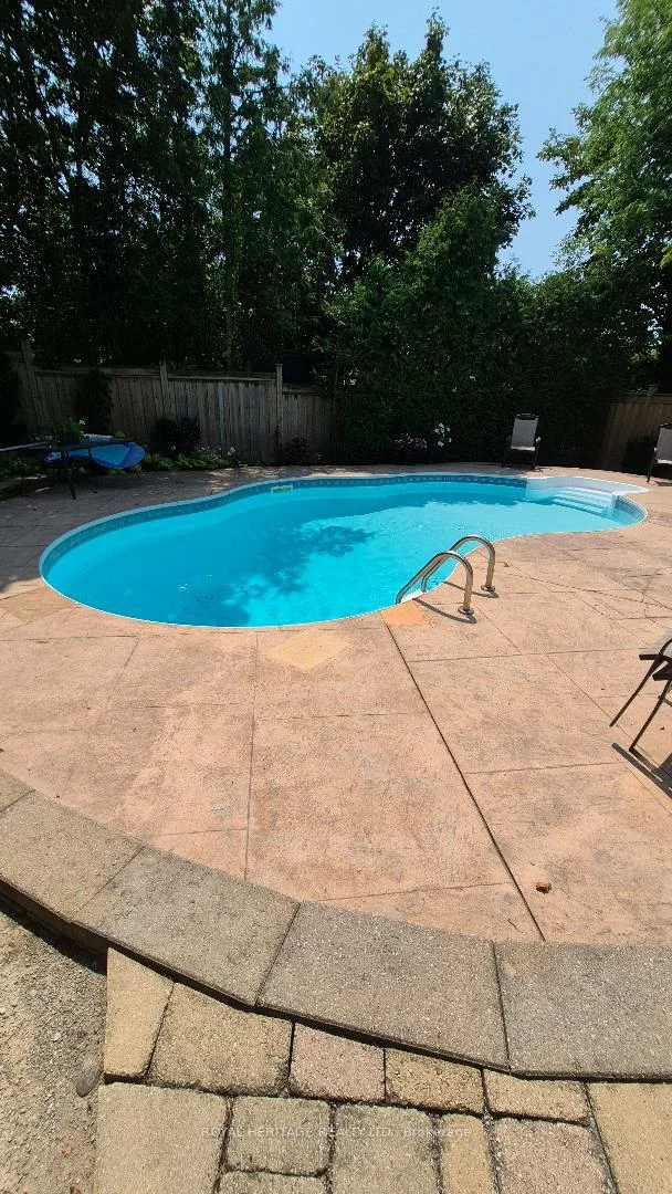 35, Langevin, Centennial Scarborough, Toronto