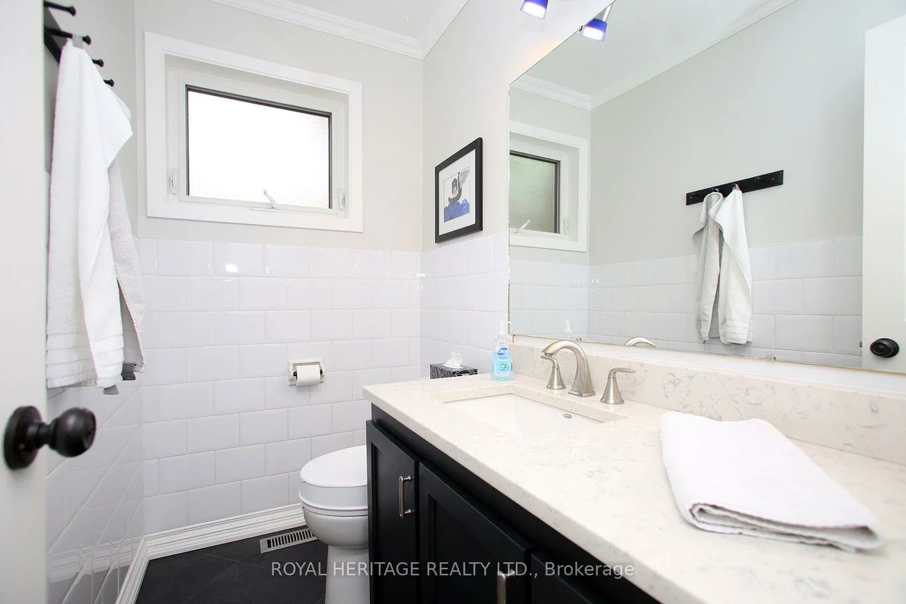 35, Langevin, Centennial Scarborough, Toronto