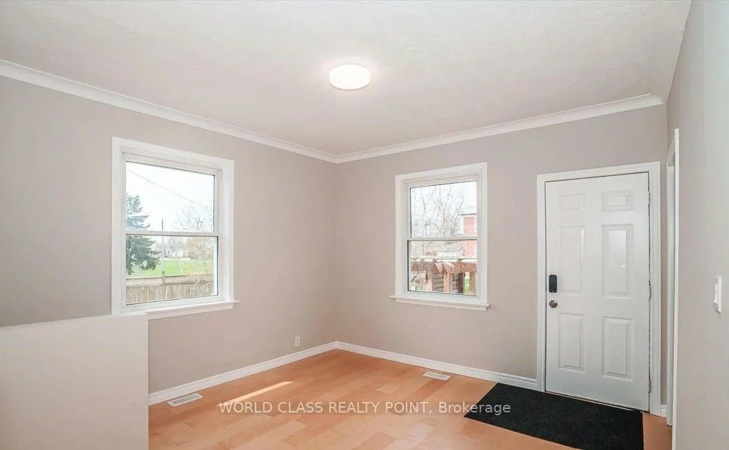 1, Mcintosh, Birchcliffe-Cliffside, Toronto