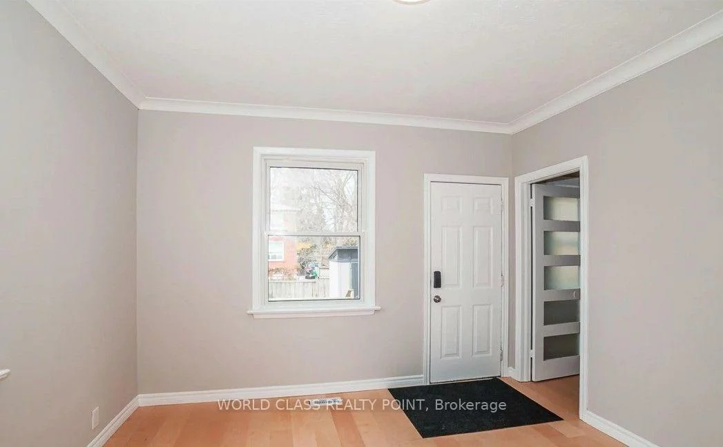 1, Mcintosh, Birchcliffe-Cliffside, Toronto