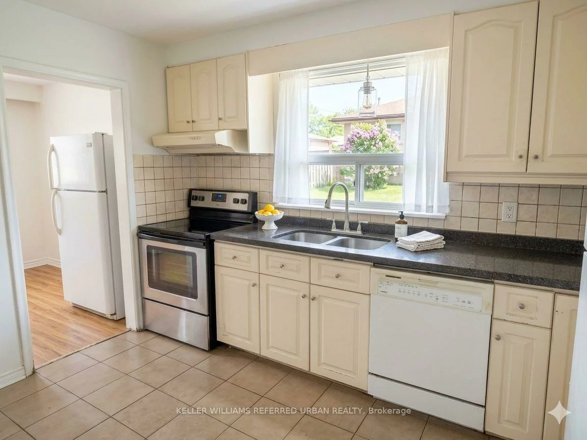 47, Crosland, Wexford-Maryvale, Toronto