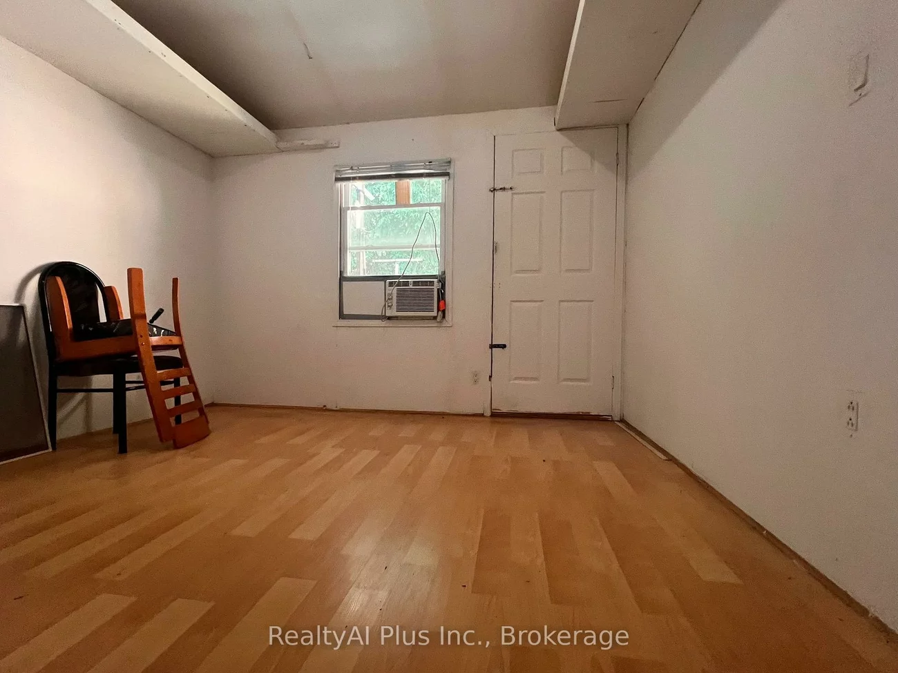 182, Boulton, South Riverdale, Toronto