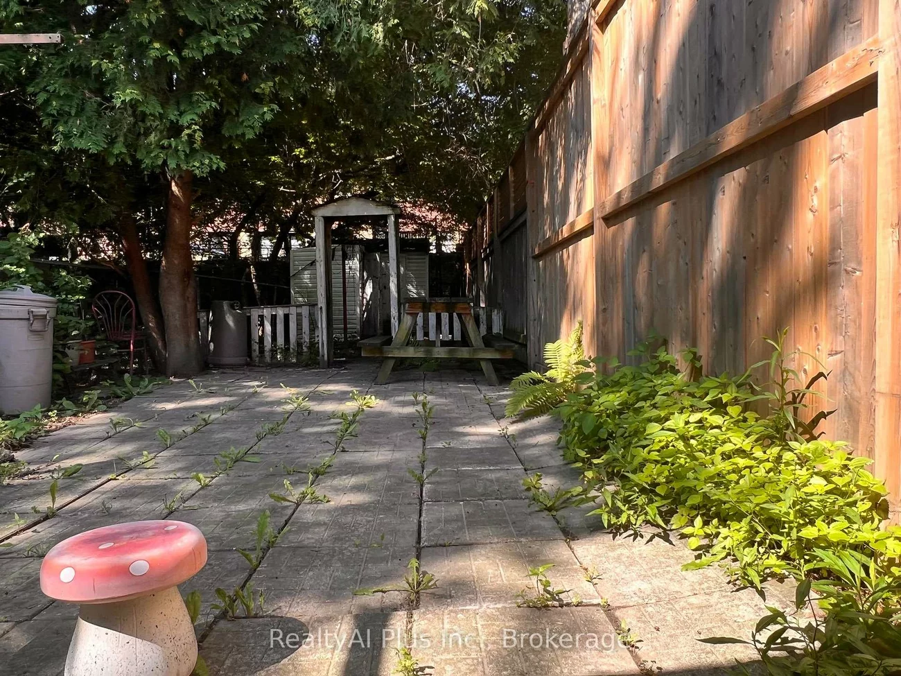182, Boulton, South Riverdale, Toronto