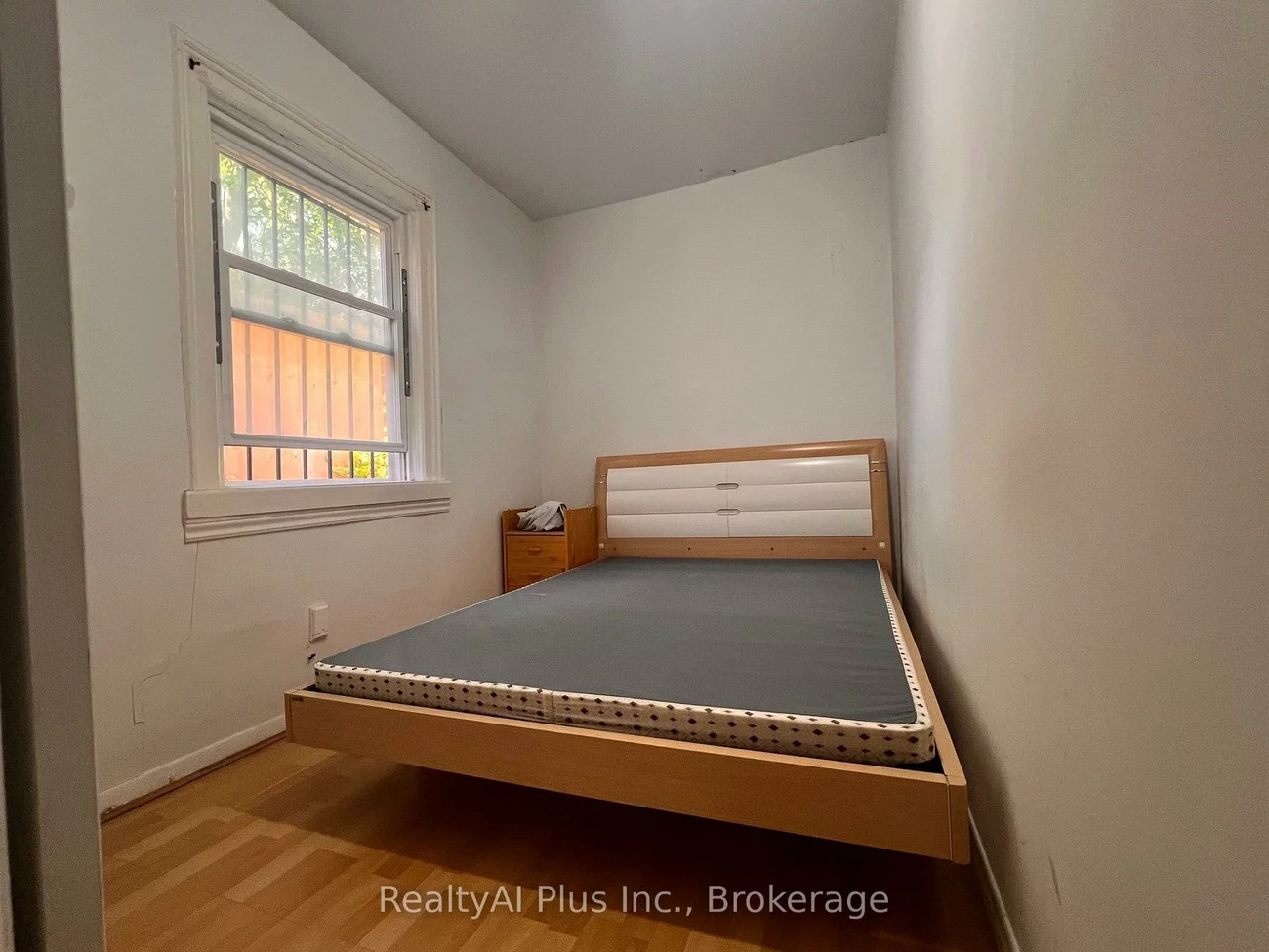 182, Boulton, South Riverdale, Toronto