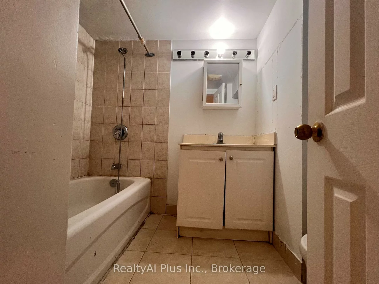 182, Boulton, South Riverdale, Toronto