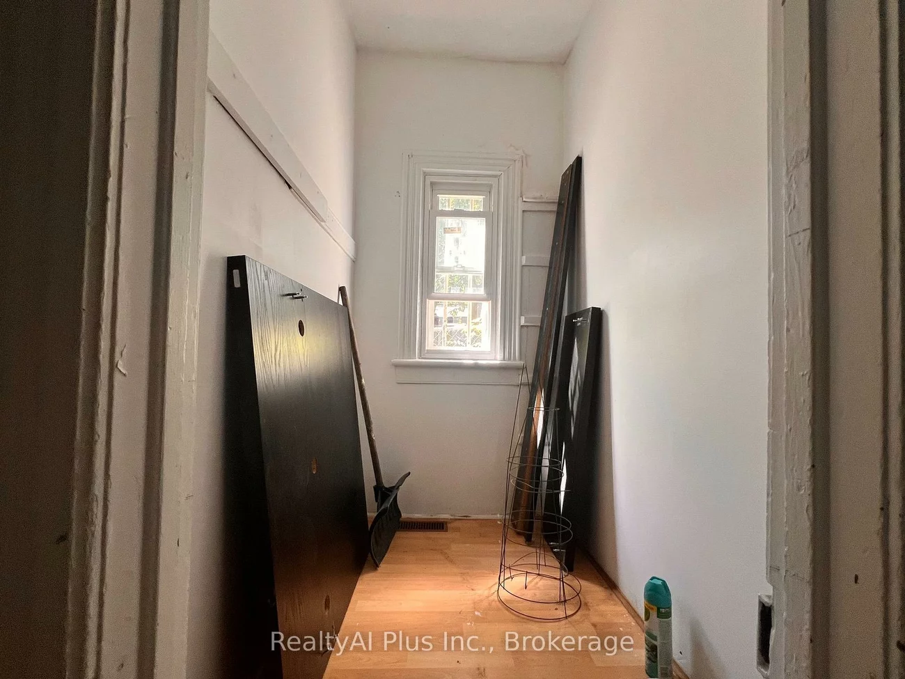 182, Boulton, South Riverdale, Toronto