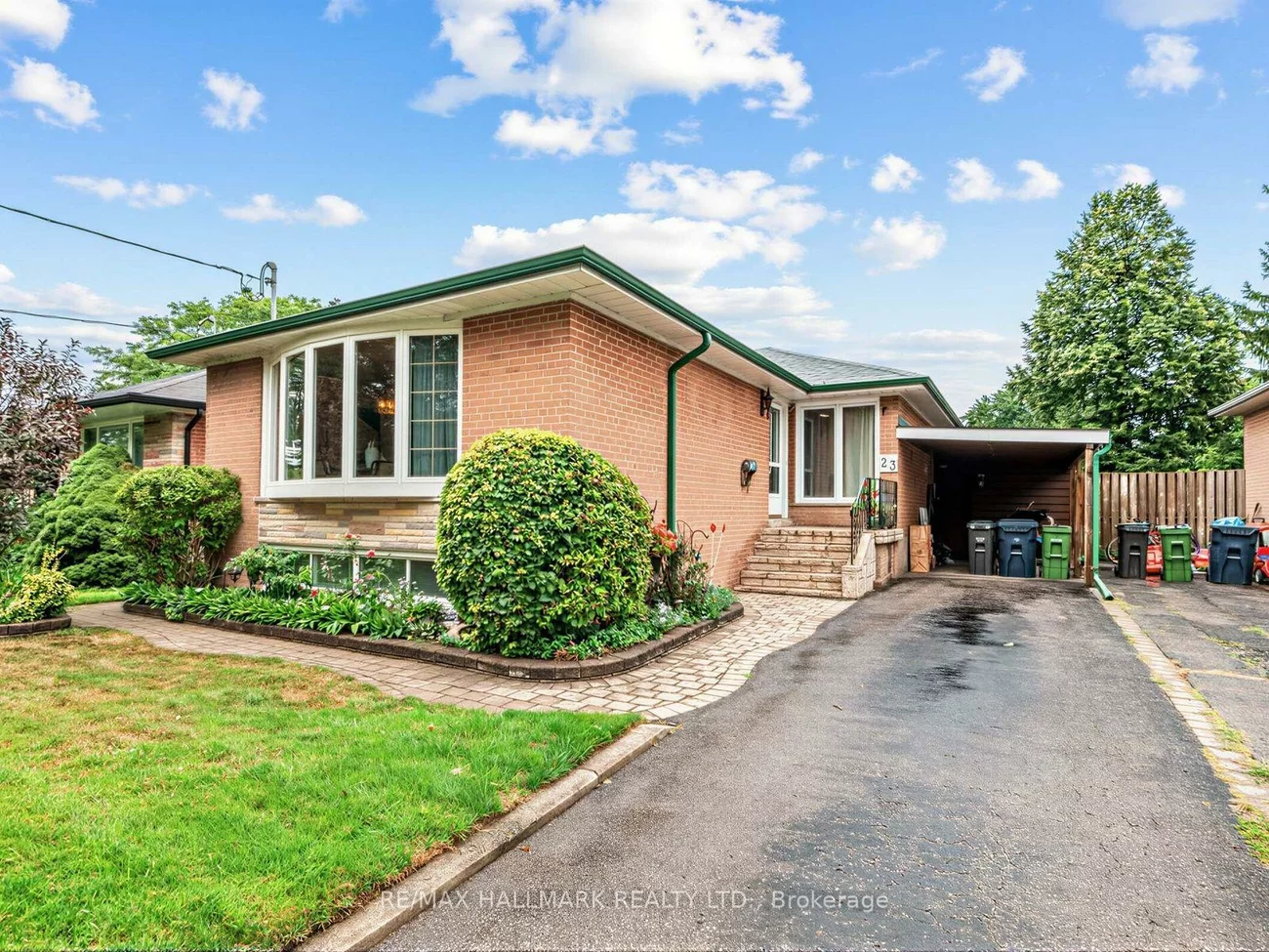 23, Lynnbrook, Woburn, Toronto