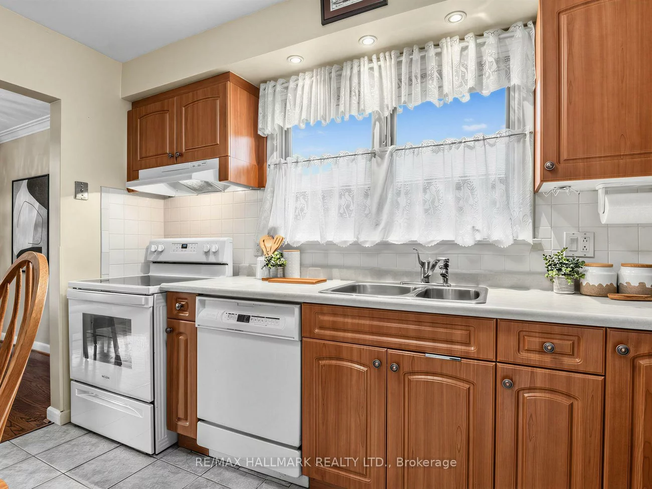 23, Lynnbrook, Woburn, Toronto