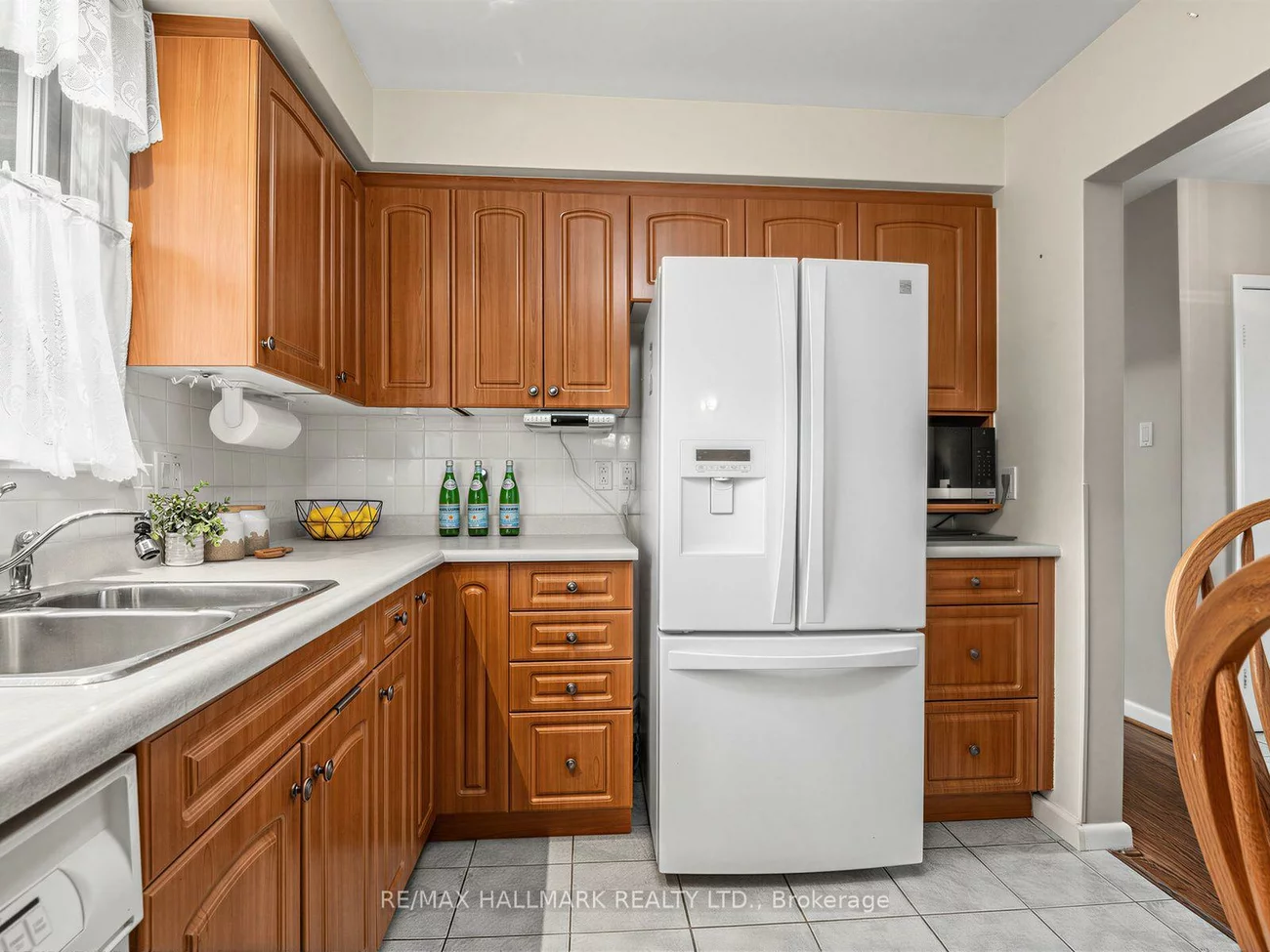 23, Lynnbrook, Woburn, Toronto